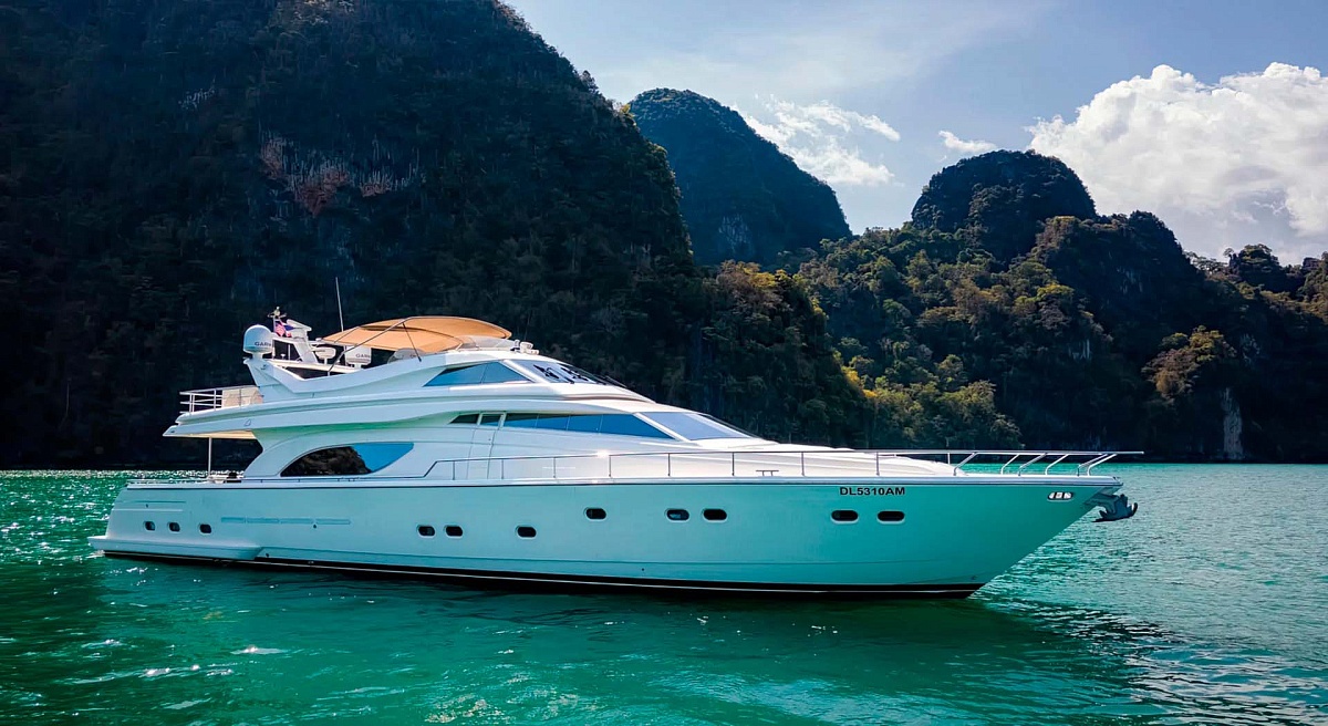 Аренда яхты Ferretti 80 Sofia на Пхукете